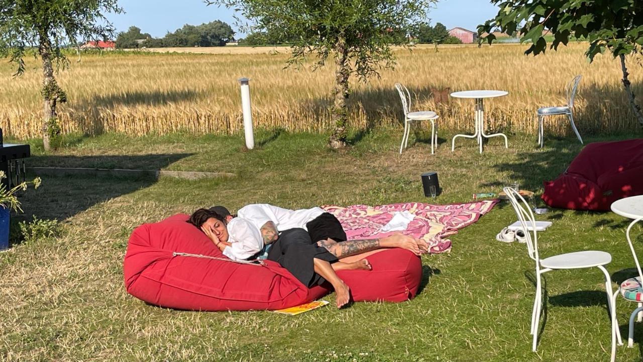 Peppinge Bed & Breakfast Löderup 外观 照片
